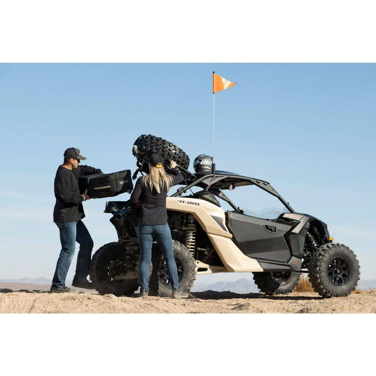 LinQ Pivoting Rack Can-Am Maverick X3 – Delta Parts Store